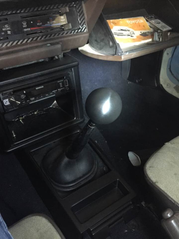 shiftknob.jpg.b238198f409c3c9b92e33d0af2758770.jpg